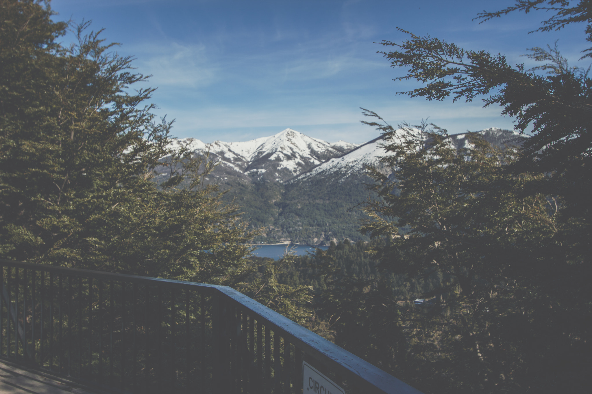 Canon EF-S 10-22mm F3.5-4.5 USM sample photo. Bariloche photography