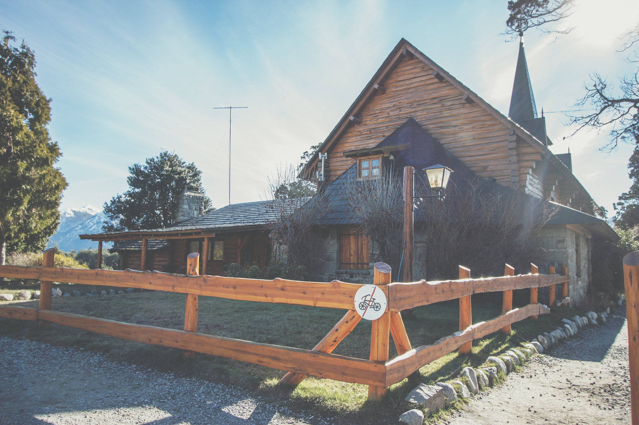 Canon EF-S 10-22mm F3.5-4.5 USM sample photo. Bariloche photography