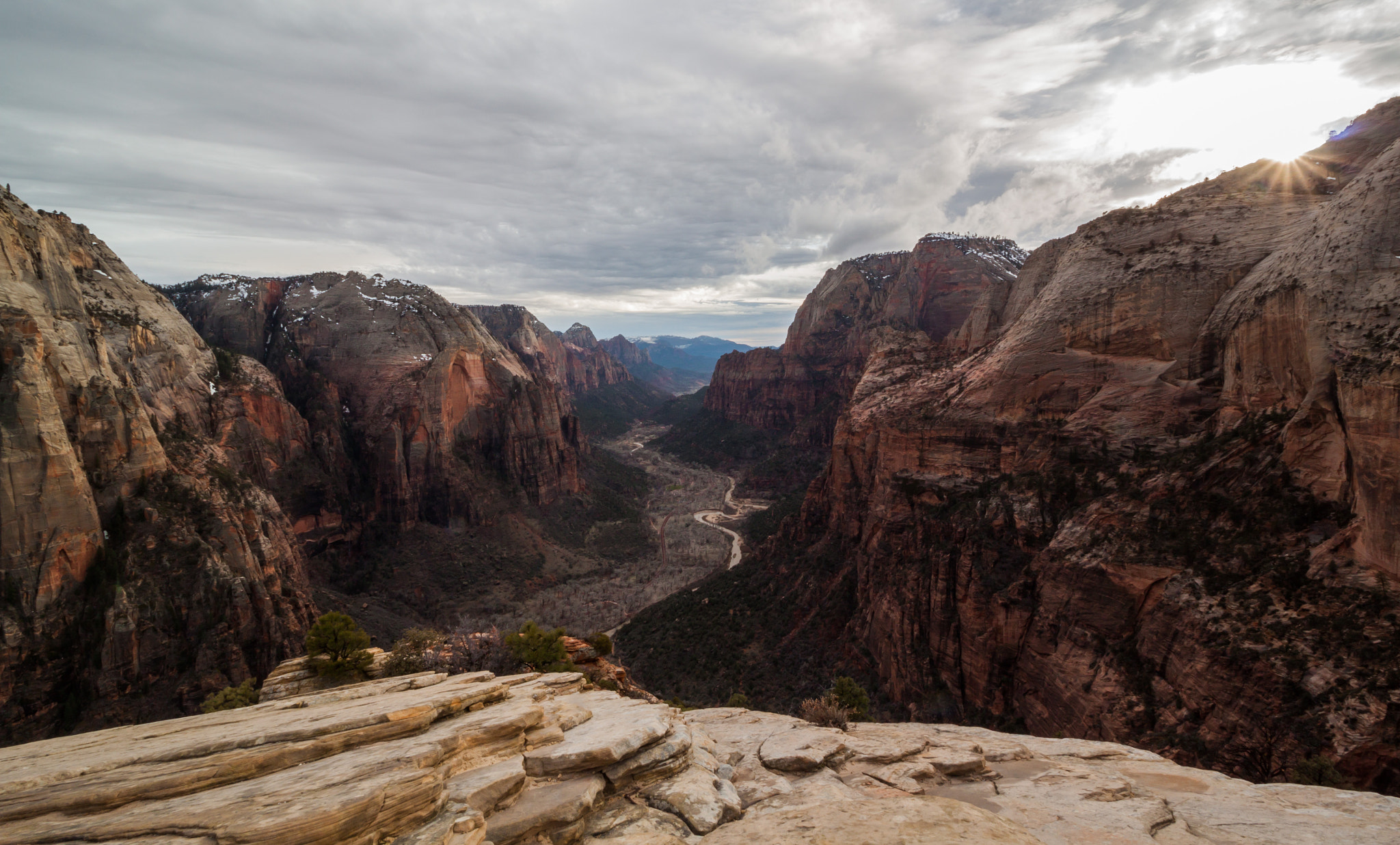 Canon EOS 500D (EOS Rebel T1i / EOS Kiss X3) sample photo. Angel's landing photography