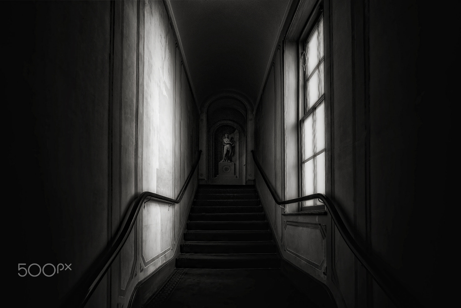 Nikon AF-S Nikkor 18-35mm F3.5-4.5G ED sample photo. Stairway to nowhere photography
