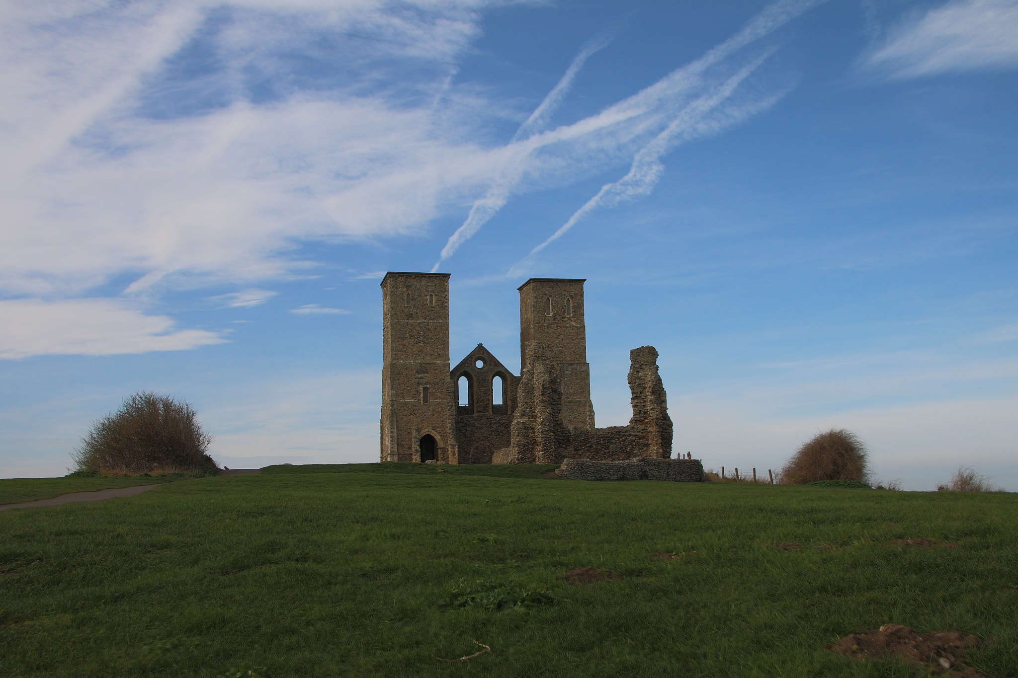 Canon EOS 70D sample photo. Reculver towers photography