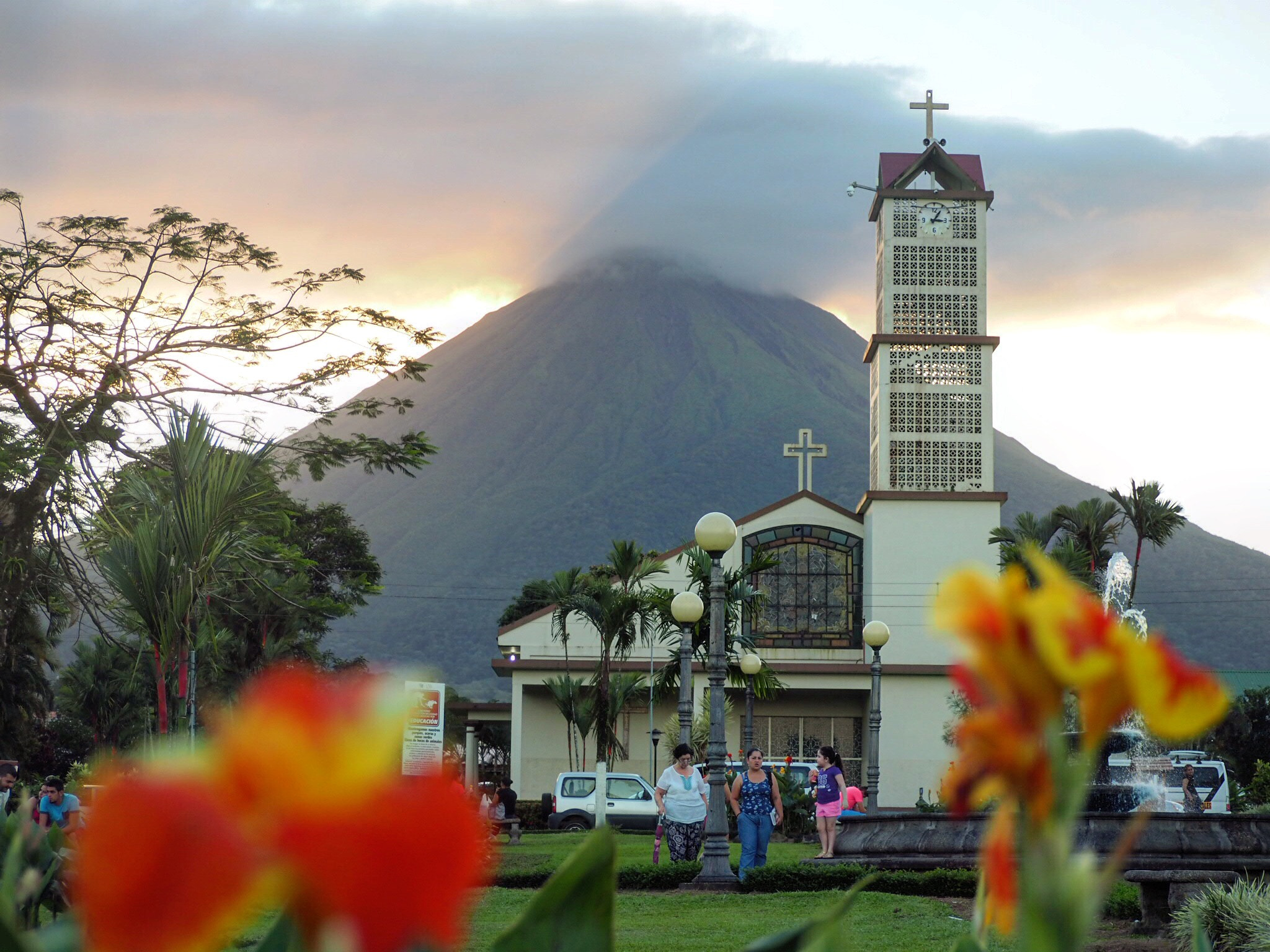 Olympus OM-D E-M10 sample photo. La fortuna, costa rica. photography