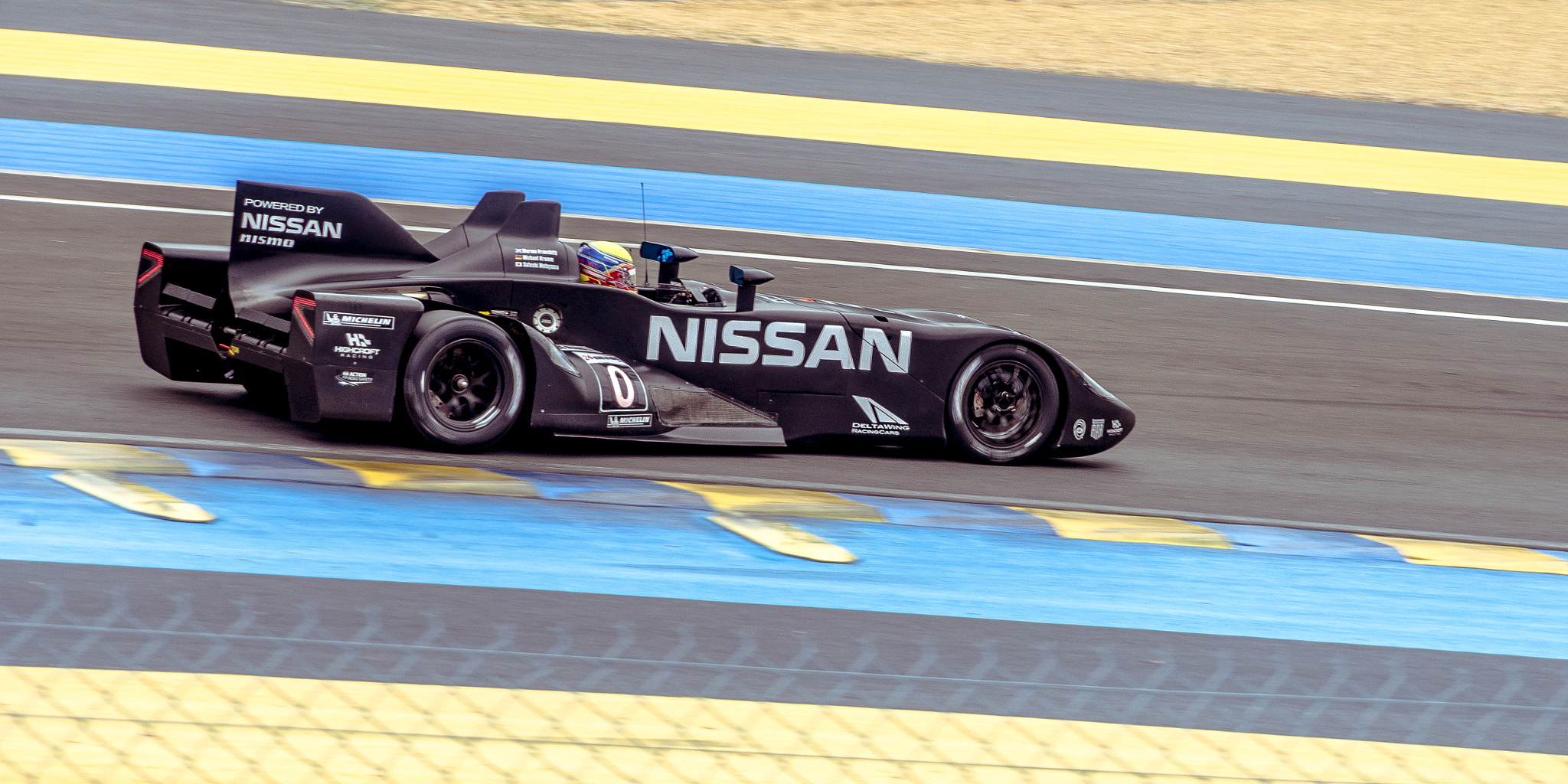 Pentax K-5 sample photo. Delta wing nissan (2012) photography