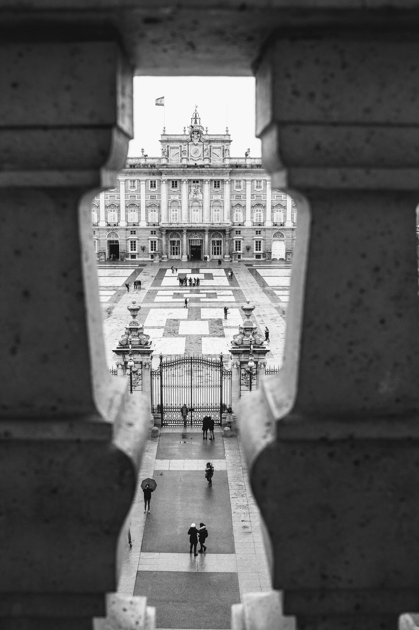 Canon EF-S 24mm F2.8 STM sample photo. The royal palace photography