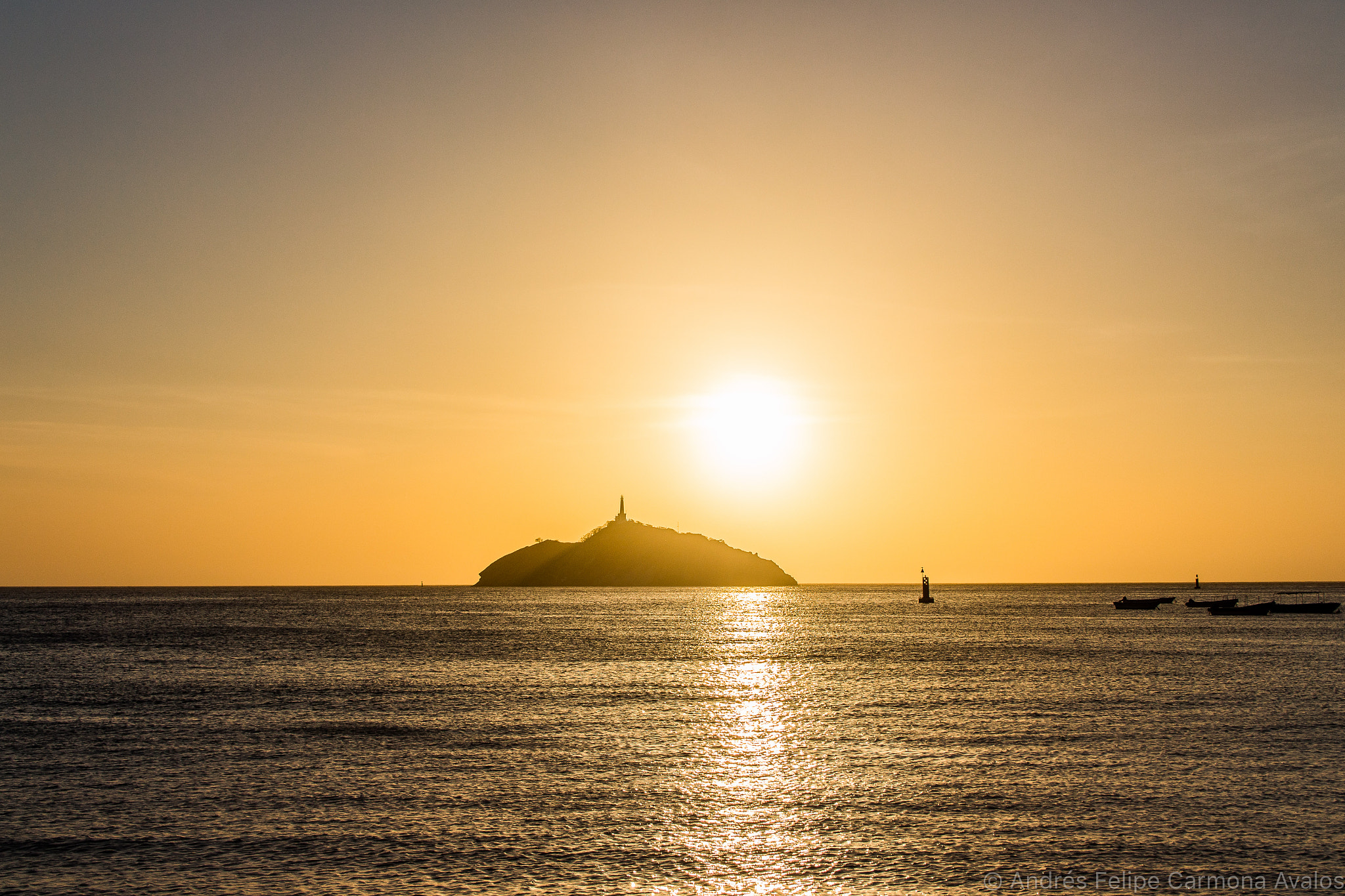 Canon EF-S 18-135mm F3.5-5.6 IS sample photo. Bahia de santa marta photography