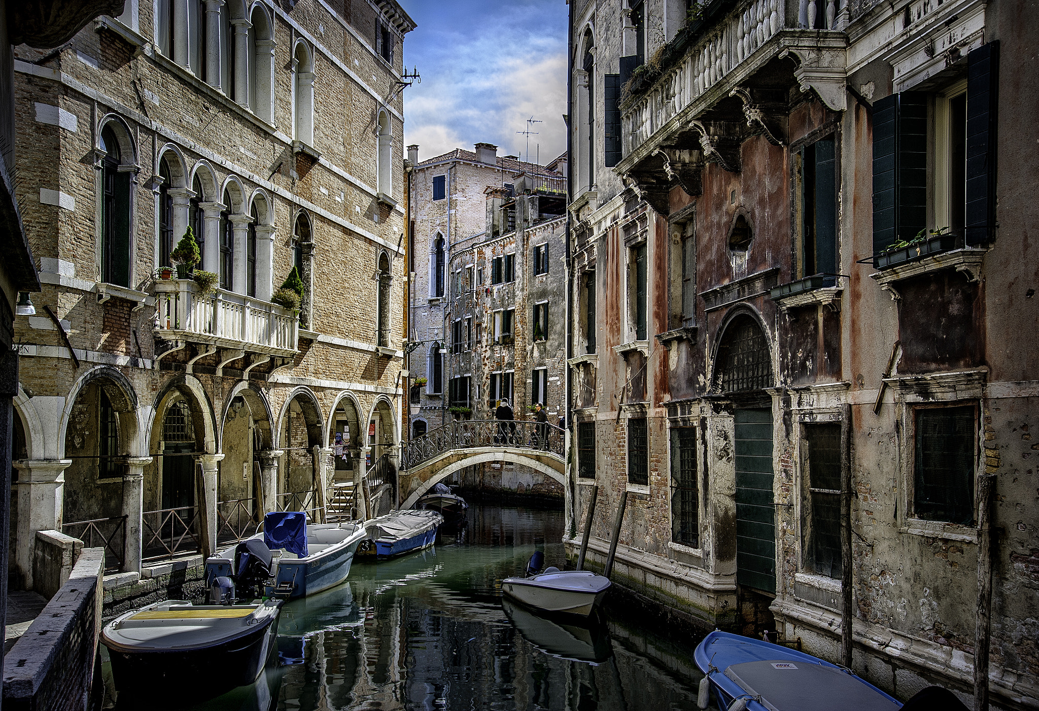 Nikon D700 sample photo. The canals of venice photography