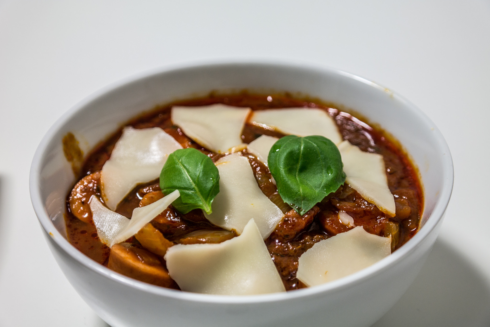 Samsung NX300 + Samsung NX 18-55mm F3.5-5.6 OIS sample photo. Tomato soup photography