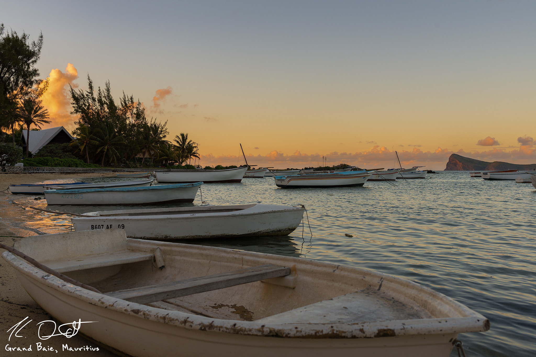 Nikon D800E + Nikon AF-S Nikkor 35mm F1.8G ED sample photo. Sunset at grand baie photography