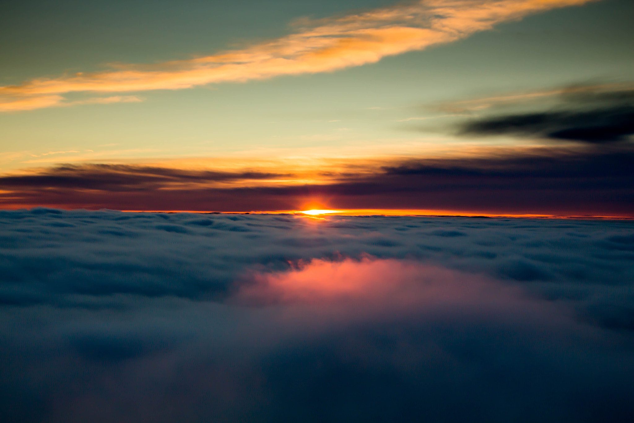 Canon EF-S 18-55mm F3.5-5.6 IS sample photo. Cloudy sunrise photography