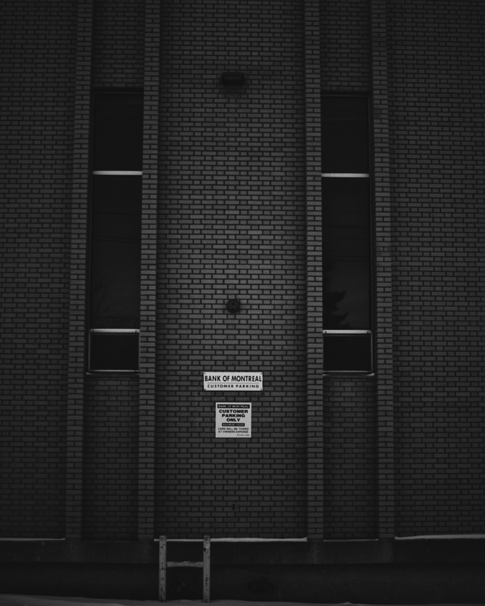 Sigma 17-70mm F2.8-4 DC Macro OS HSM sample photo. "customers only" - beamo photography