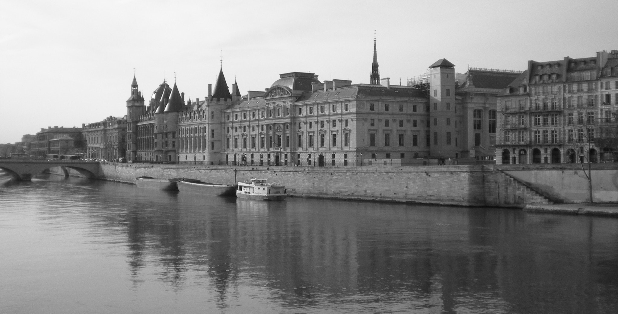 Nikon COOLPIX L14 sample photo. *paris;ile de la cite* photography