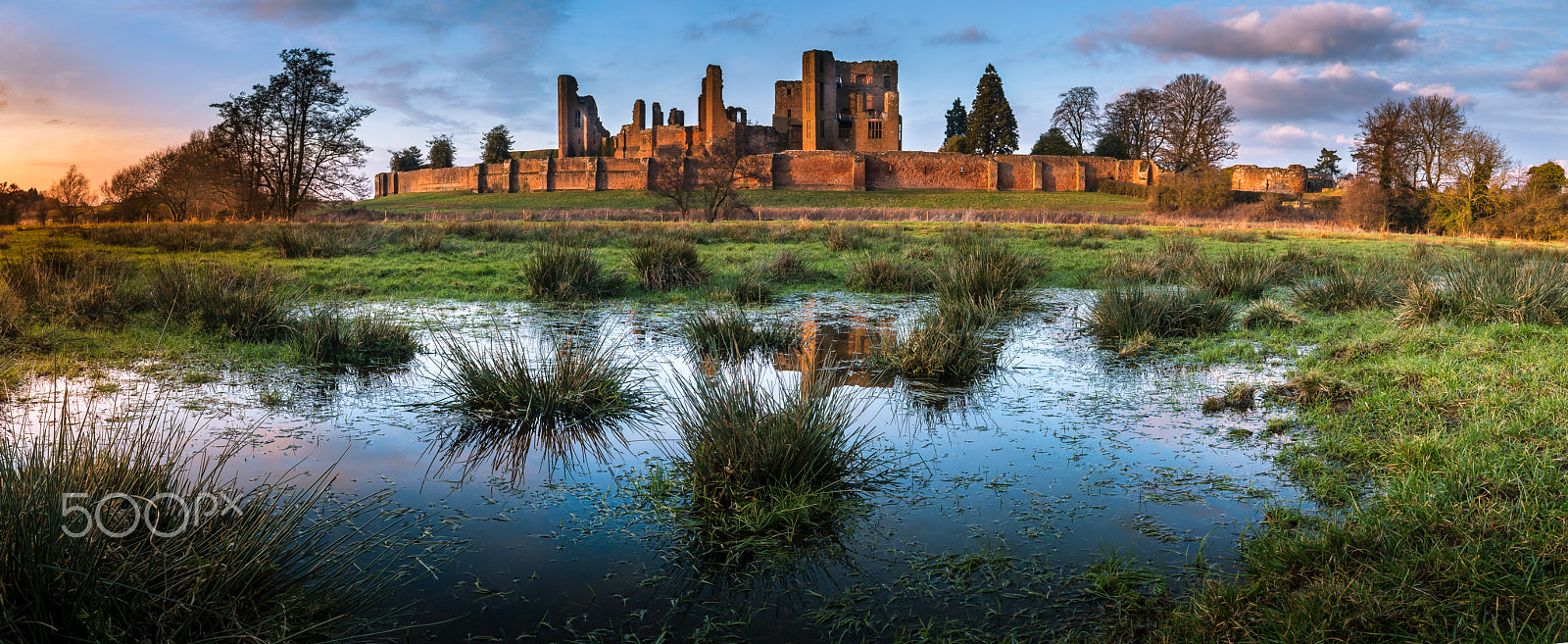 Canon EOS 70D + Canon EF 17-40mm F4L USM sample photo. Kenilworth photography