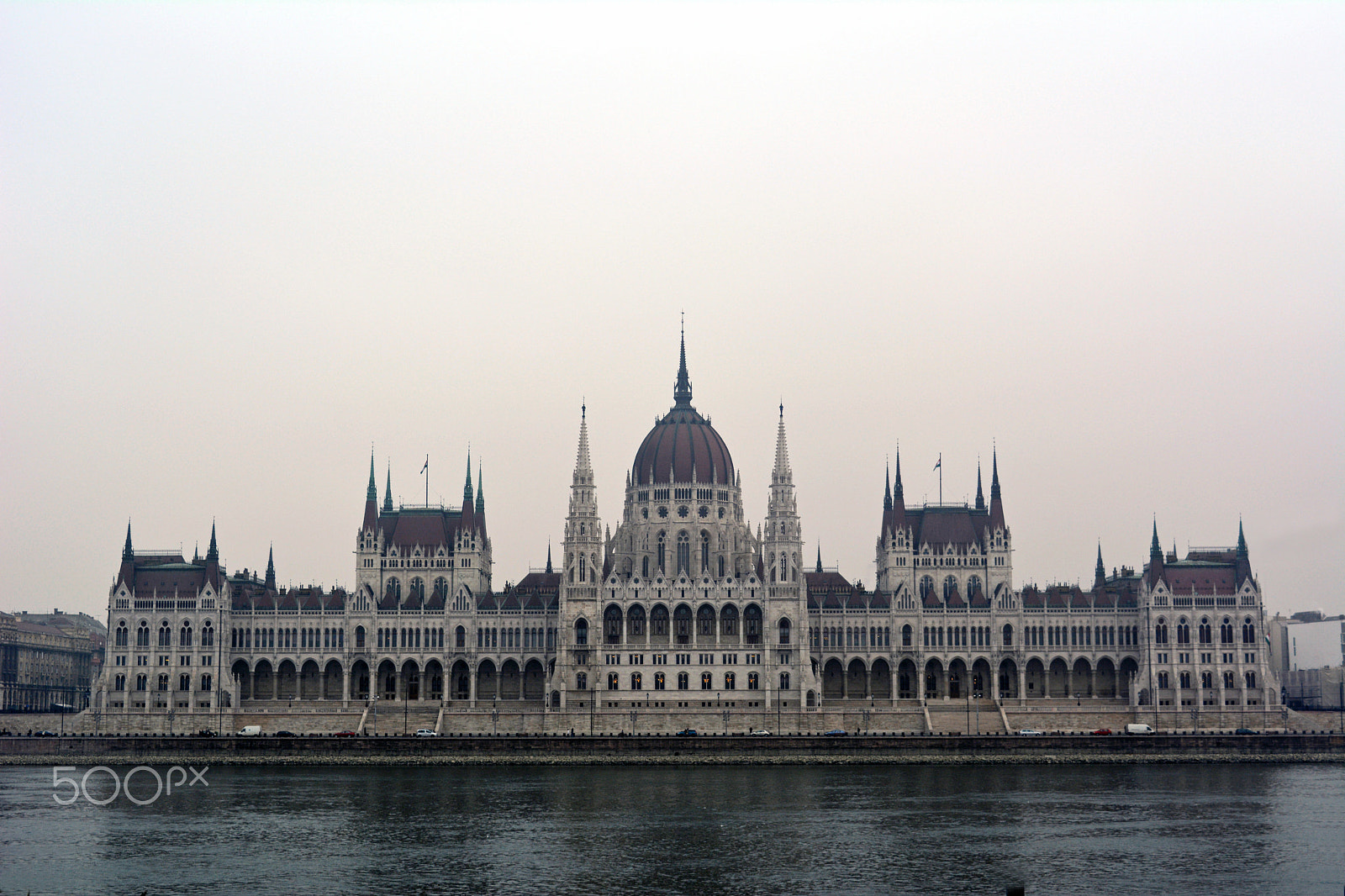 Nikon D5200 + AF Zoom-Nikkor 28-100mm f/3.5-5.6G sample photo. Országház (hungarian parliament building) photography