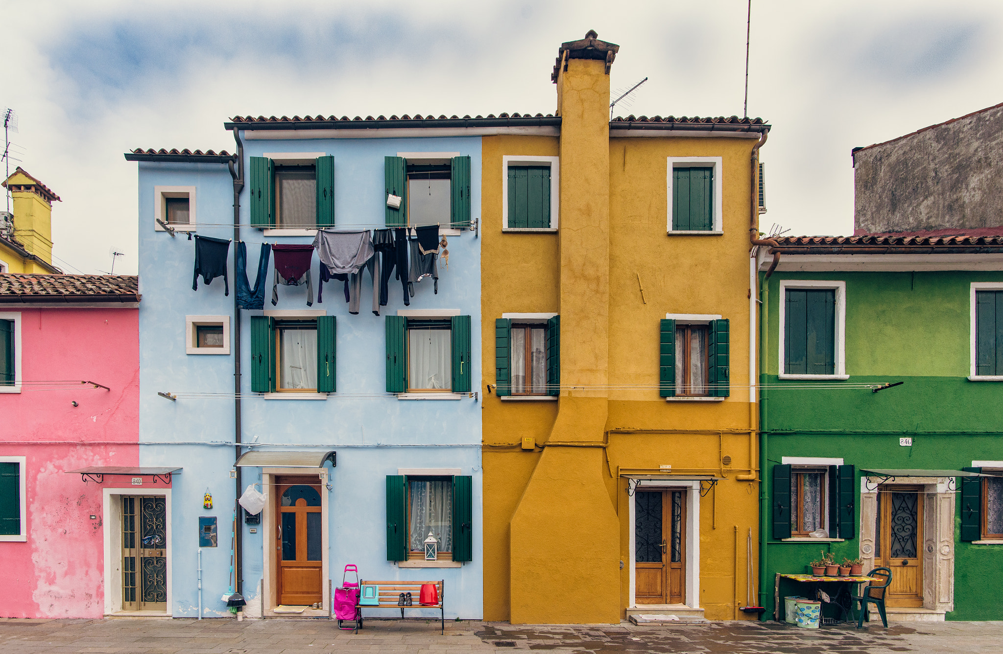 Nikon D610 + Nikon AF-S Nikkor 20mm F1.8G ED sample photo. Living in burano photography