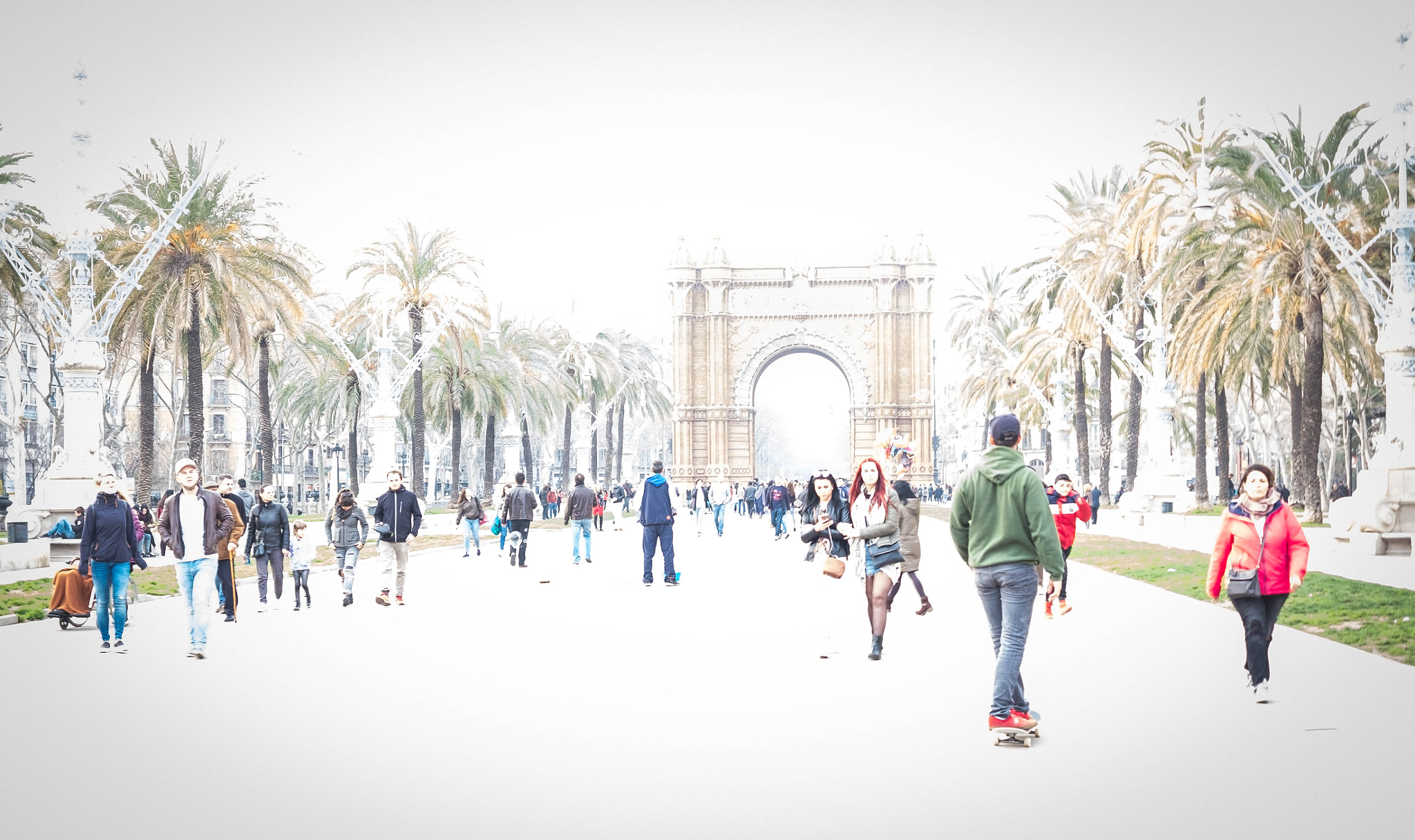 Fujifilm X-M1 + Fujifilm XF 27mm F2.8 sample photo. Arc de triomf photography