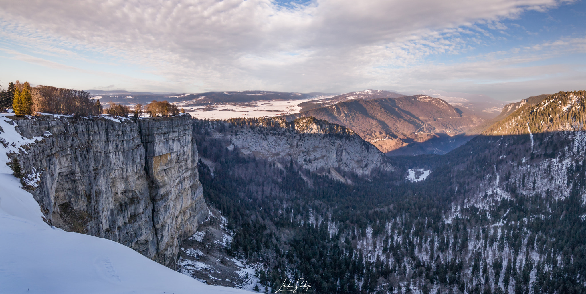 Canon EOS 750D (EOS Rebel T6i / EOS Kiss X8i) sample photo. Creux du van, switzerland photography