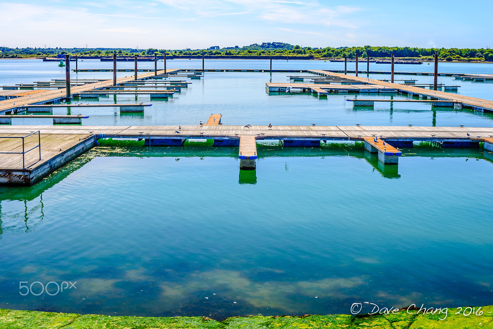 AF Nikkor 50mm f/1.4 sample photo. Quiet docks photography