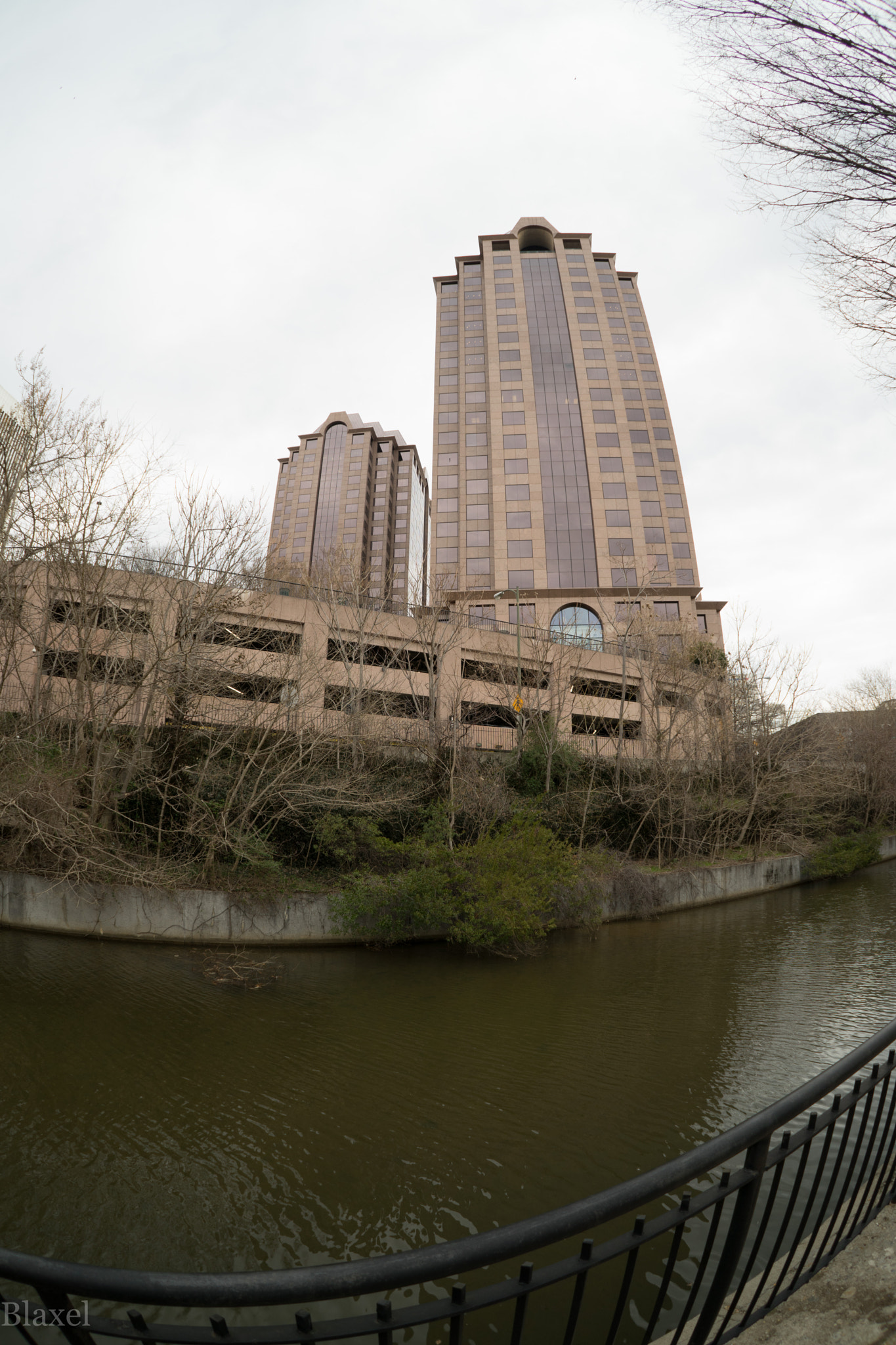 Sony FE 28mm F2 sample photo. Dsc photography