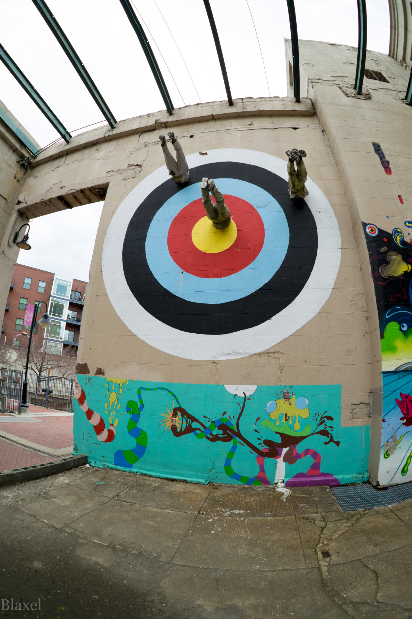 Sony FE 28mm F2 sample photo. Murals photography