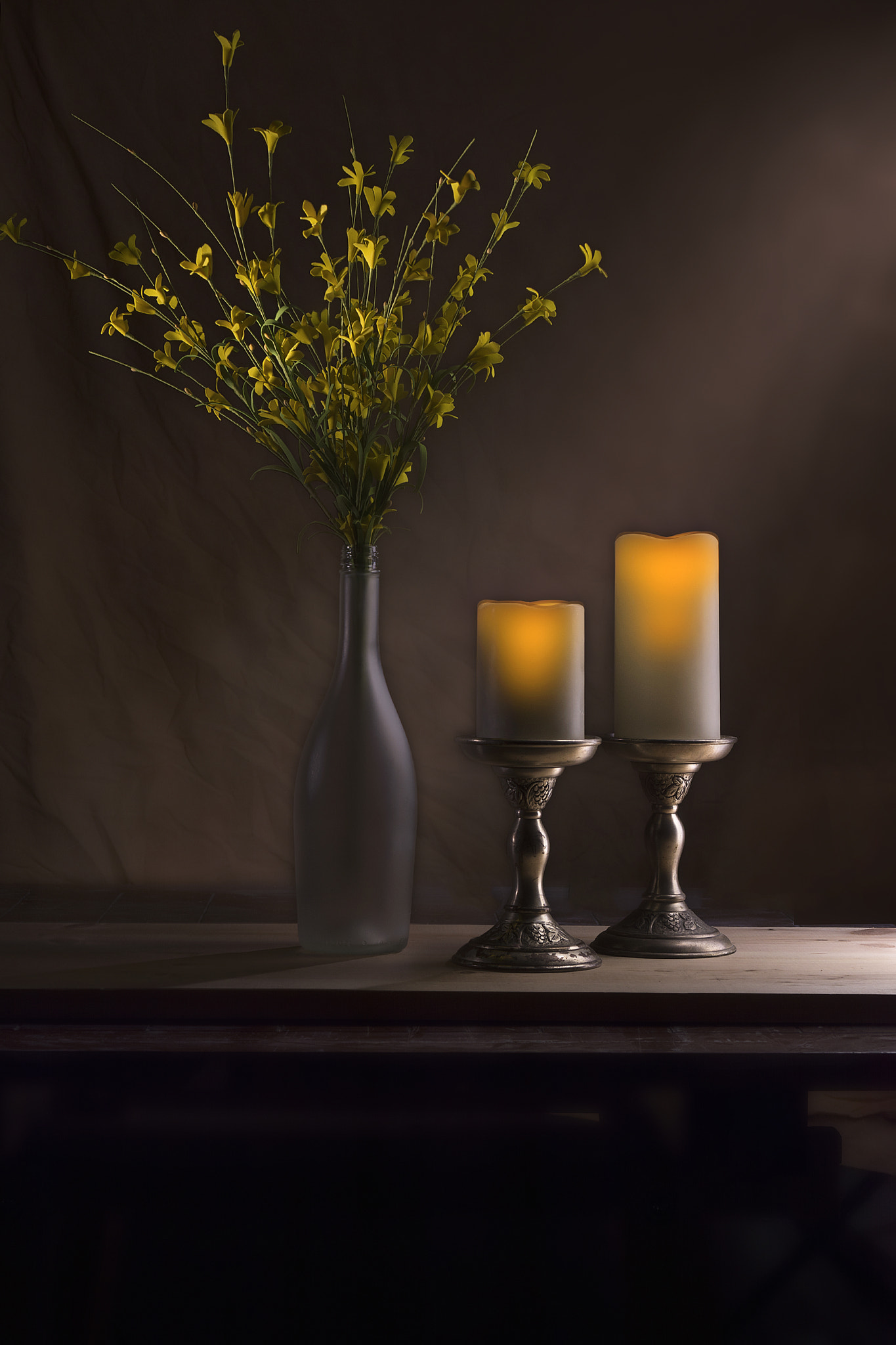 Nikon AF-S Nikkor 28-70mm F2.8 ED-IF sample photo. Rustic candles and flowers on a table top photography