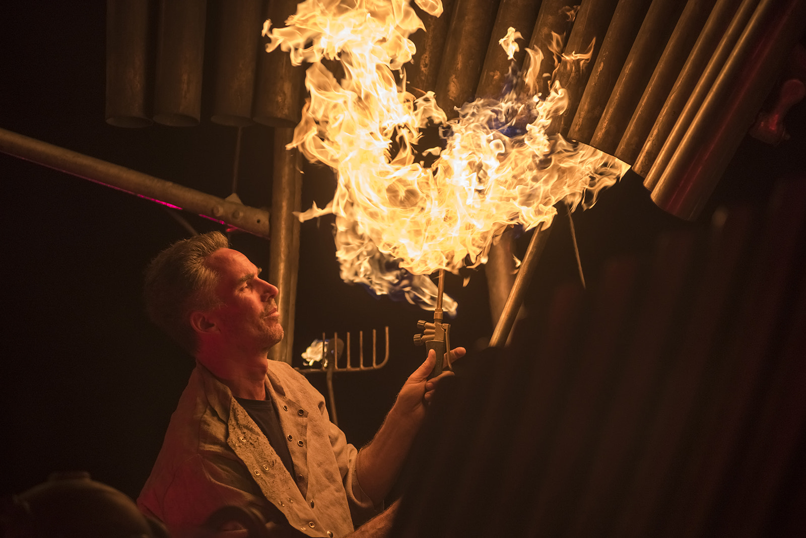 AF Zoom-Nikkor 80-200mm f/2.8 ED sample photo. Fire photography