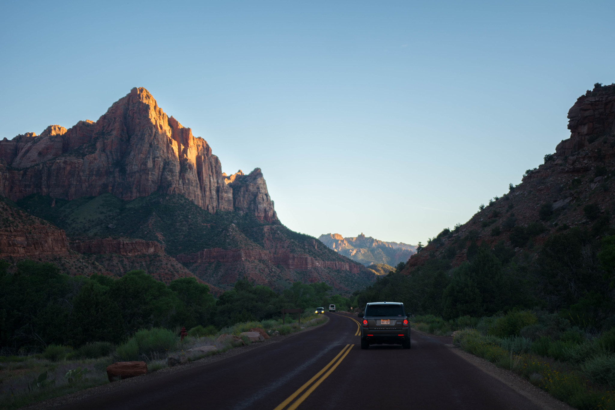 Nikon D5200 sample photo. Driving through zion photography