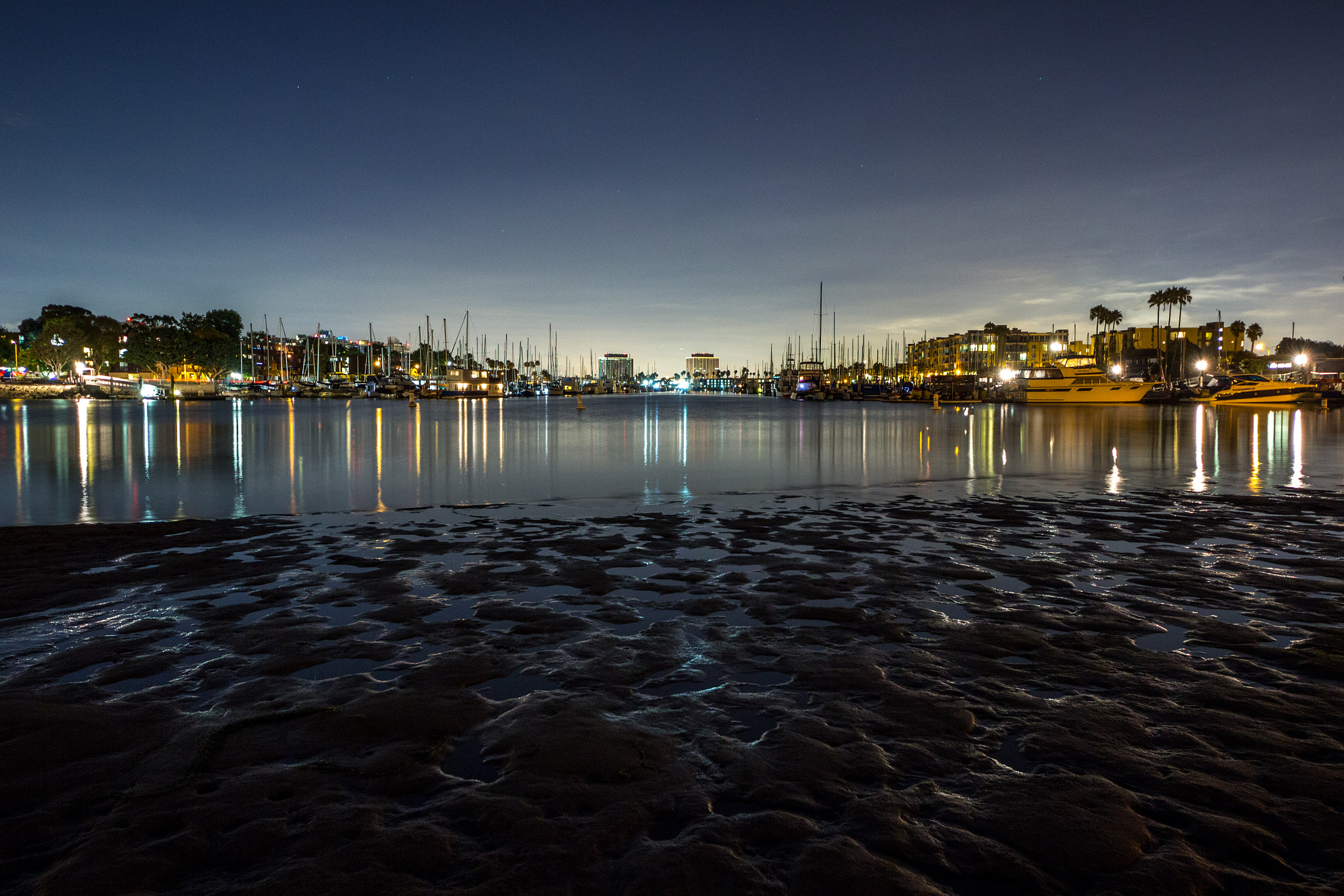 Sigma 8-16mm F4.5-5.6 DC HSM sample photo. Low tide photography