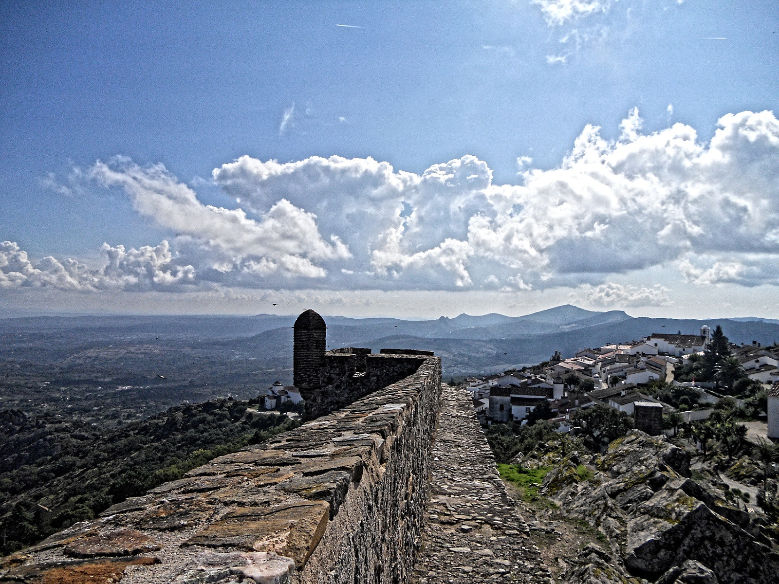 Nikon COOLPIX S2550 sample photo. Castelo de marvão photography