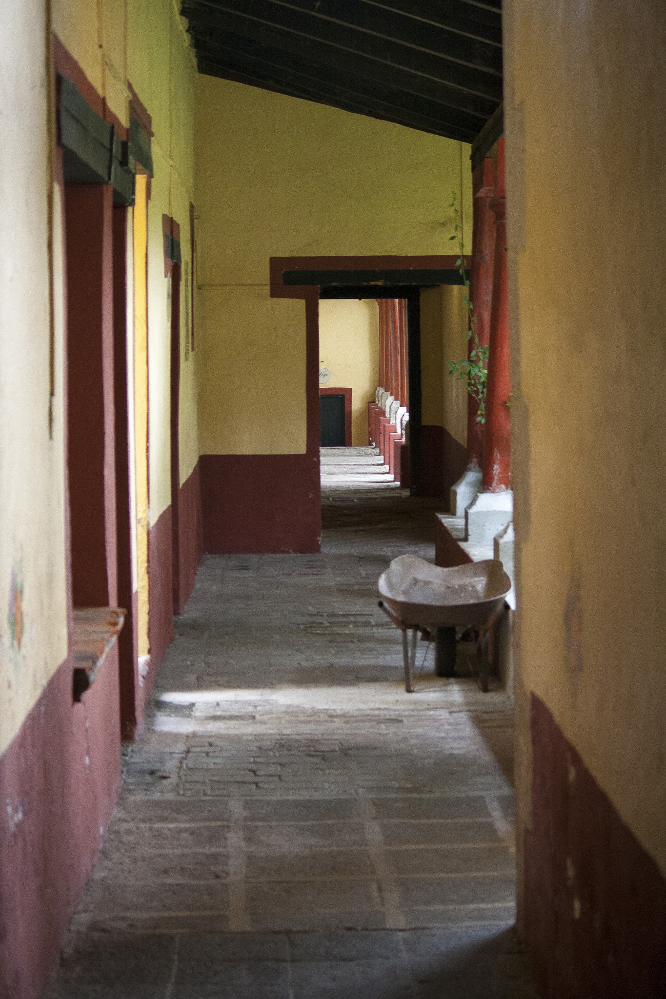 Canon EF-S 55-250mm F4-5.6 IS sample photo. La casa del abuelo photography