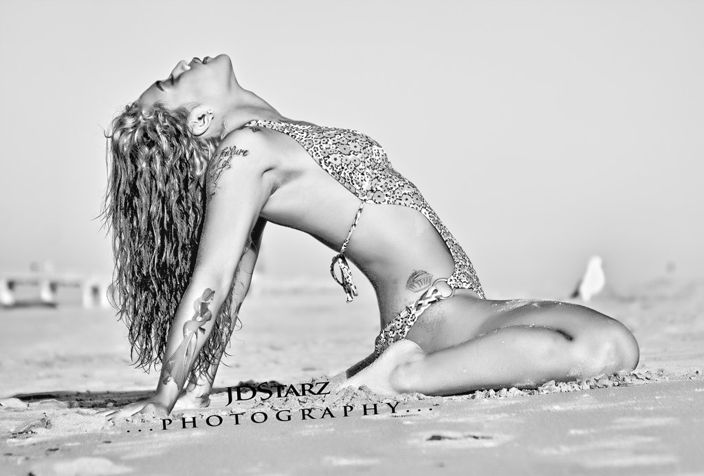 Canon EF 28-135mm F3.5-5.6 IS USM sample photo. Starr on the beach... photography