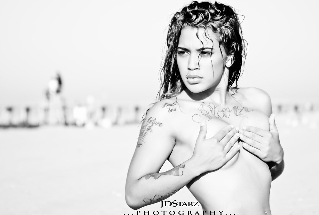 Canon EF 28-135mm F3.5-5.6 IS USM sample photo. Starr on the beach... photography