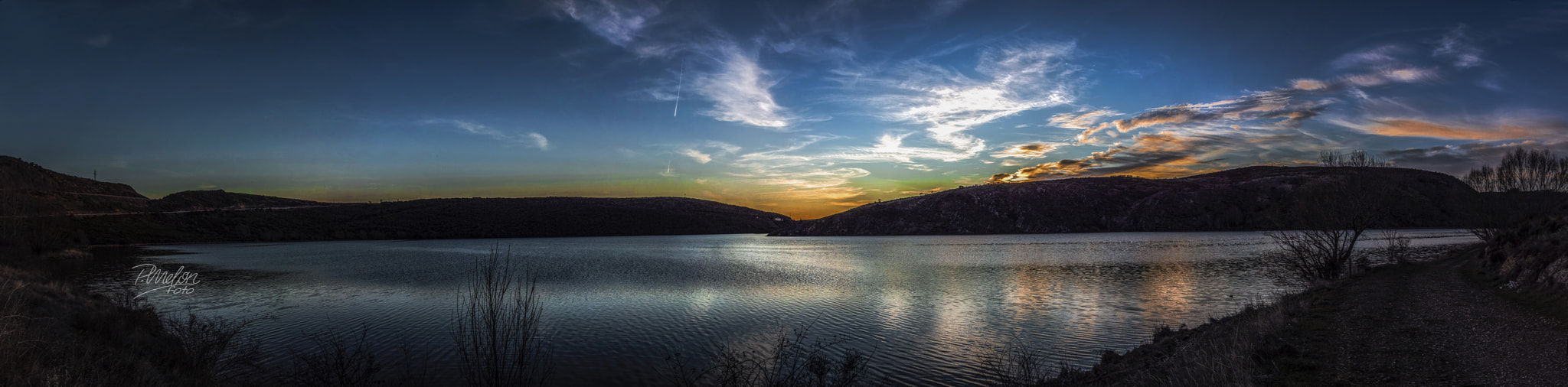 Sony SLT-A68 sample photo. Embalse de selga de ordás 5 images pano photography