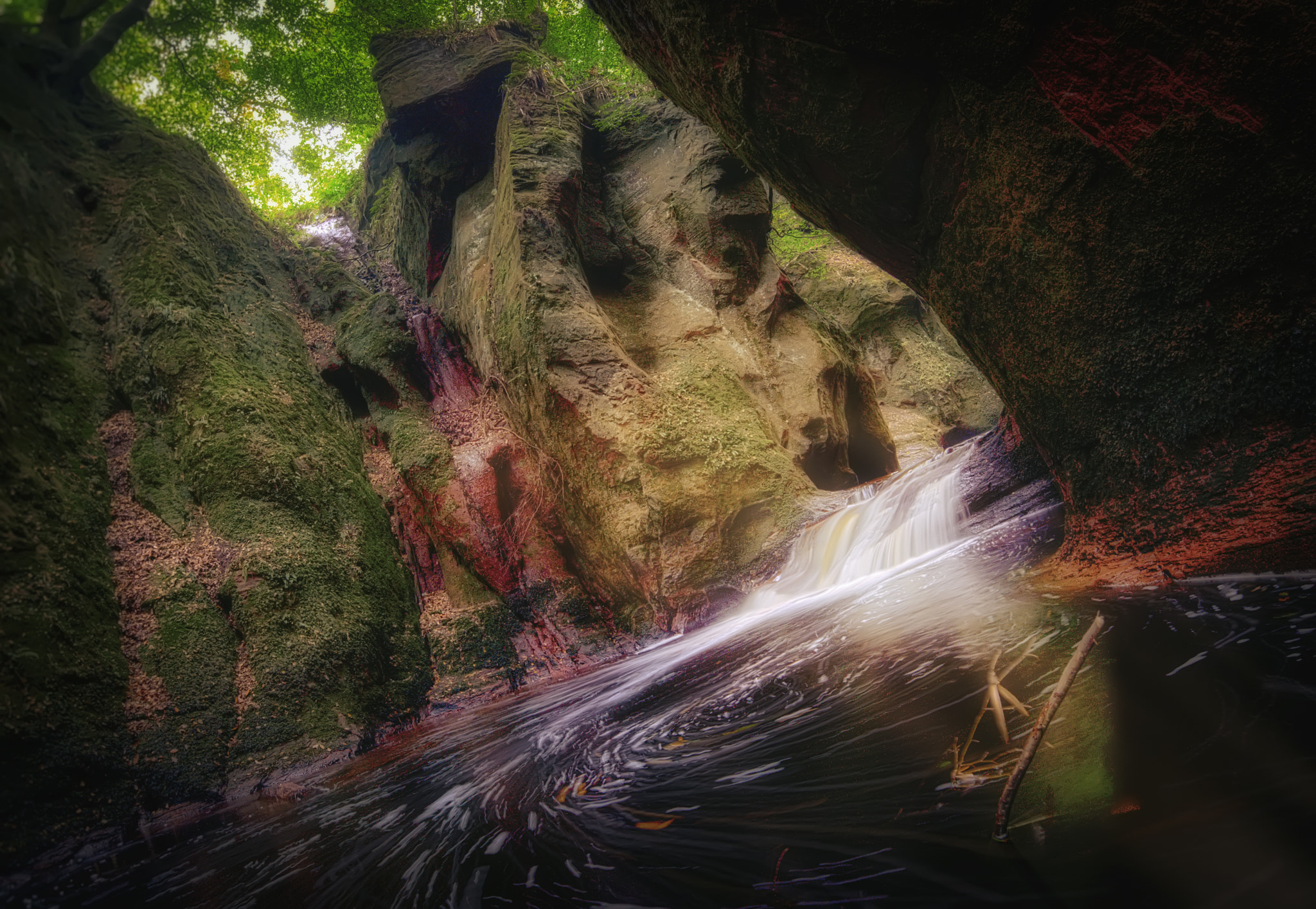 Samyang 14mm F2.8 ED AS IF UMC sample photo. Devils pulpit finnich glen scotland photography