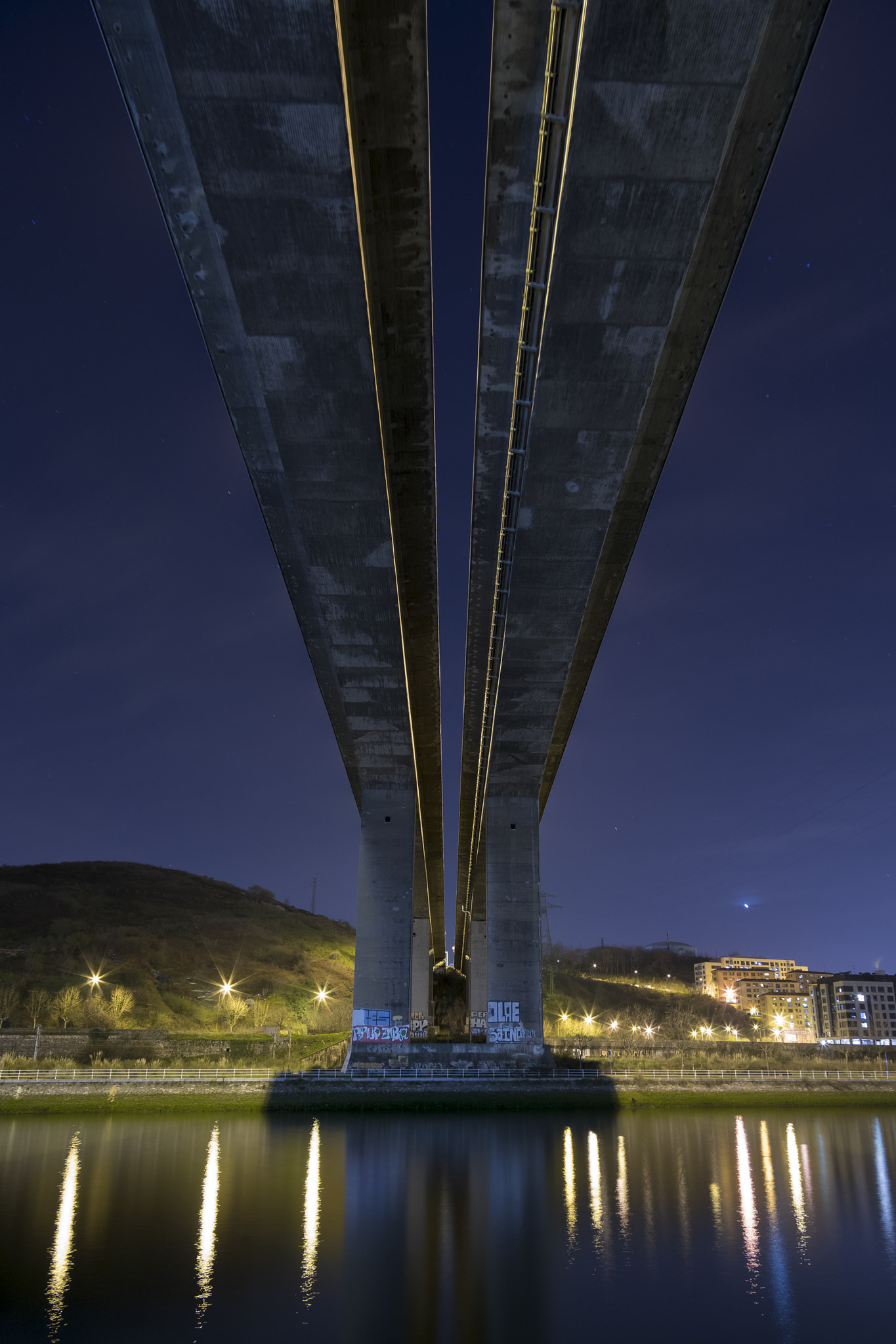 Pentax smc DA 16-45mm F4 ED AL sample photo. Cemento flotante | floating concrete photography