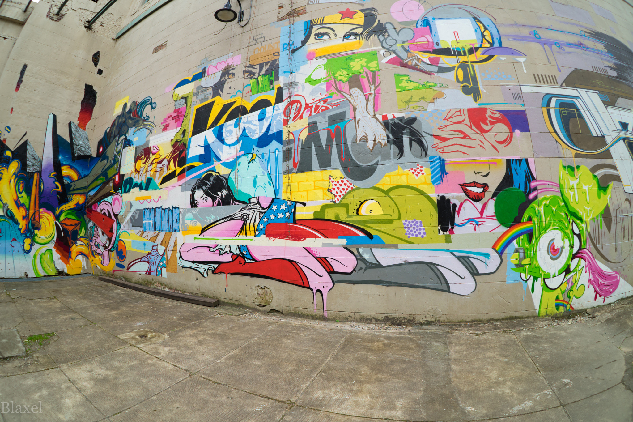 Sony FE 28mm F2 sample photo. Rva downtown photography