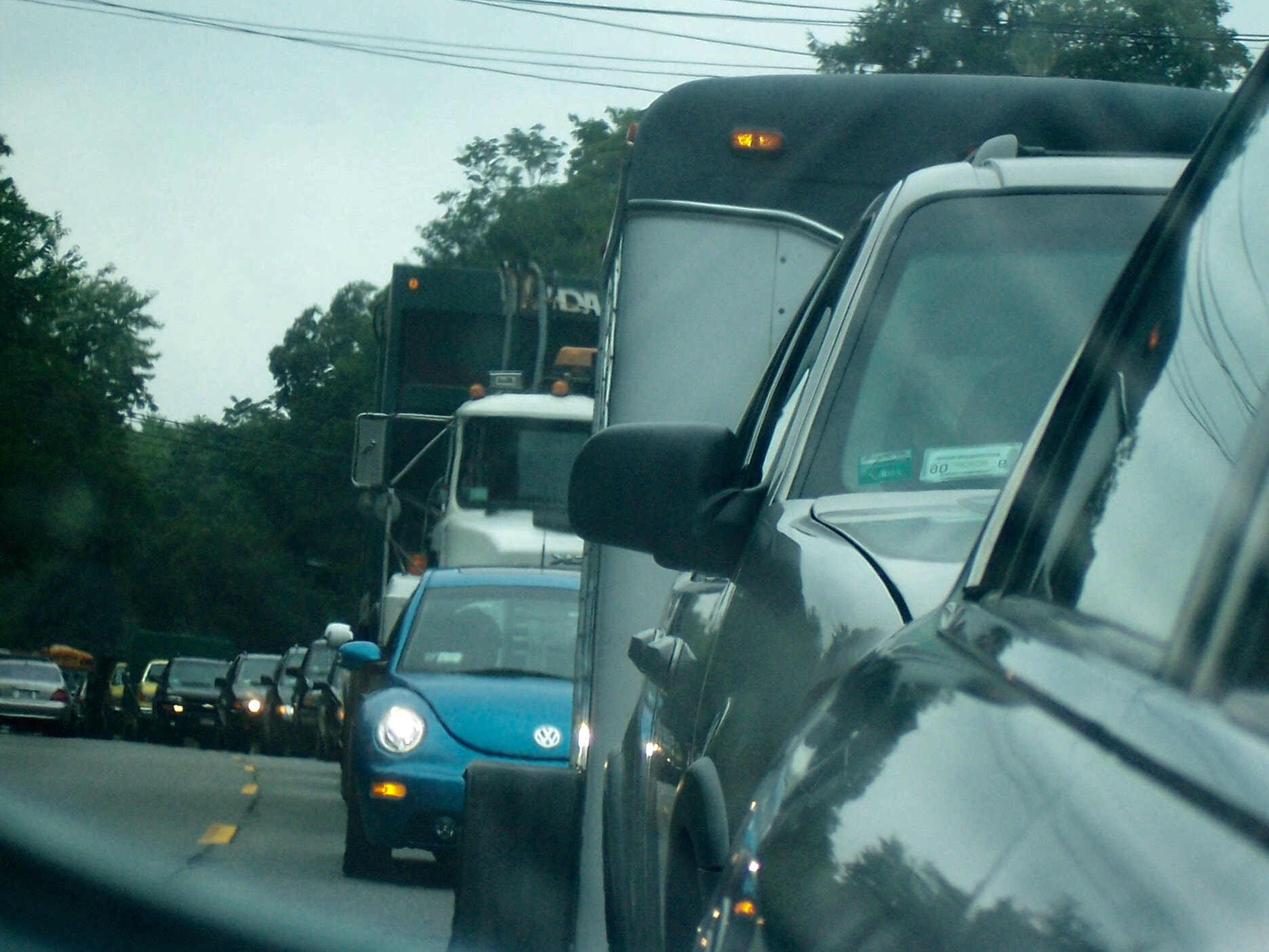 Kodak DX7440 ZOOM DIGITAL CAMERA sample photo. Hamptons monday morning traffic.. photography