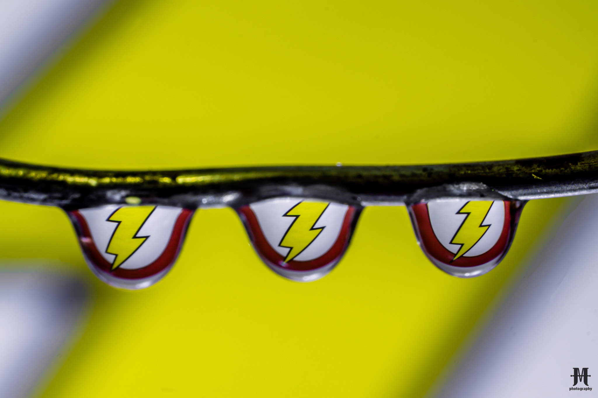 Sony a6000 + Sony FE 90mm F2.8 Macro G OSS sample photo. The flash photography