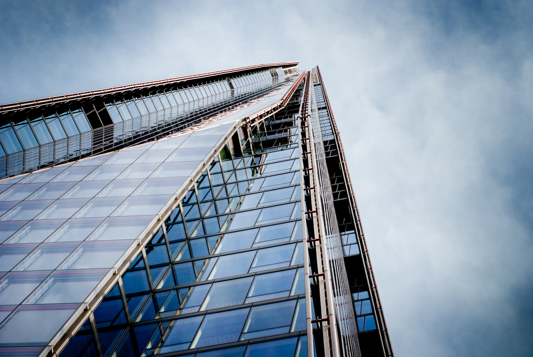 Nikon D80 + Nikon AF Nikkor 50mm F1.8D sample photo. The shard_london photography