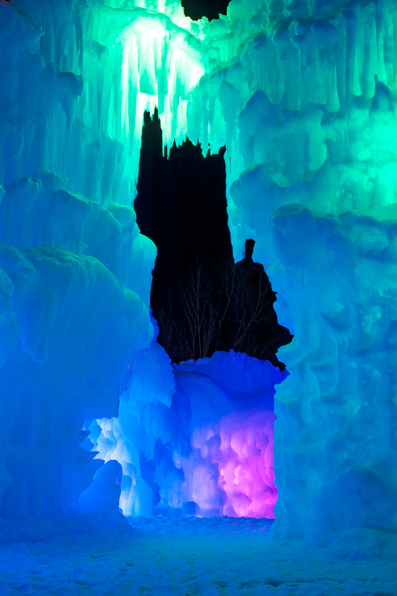 Nikon AF-S DX Micro Nikkor 40mm F2.8 sample photo. Ice castle photography