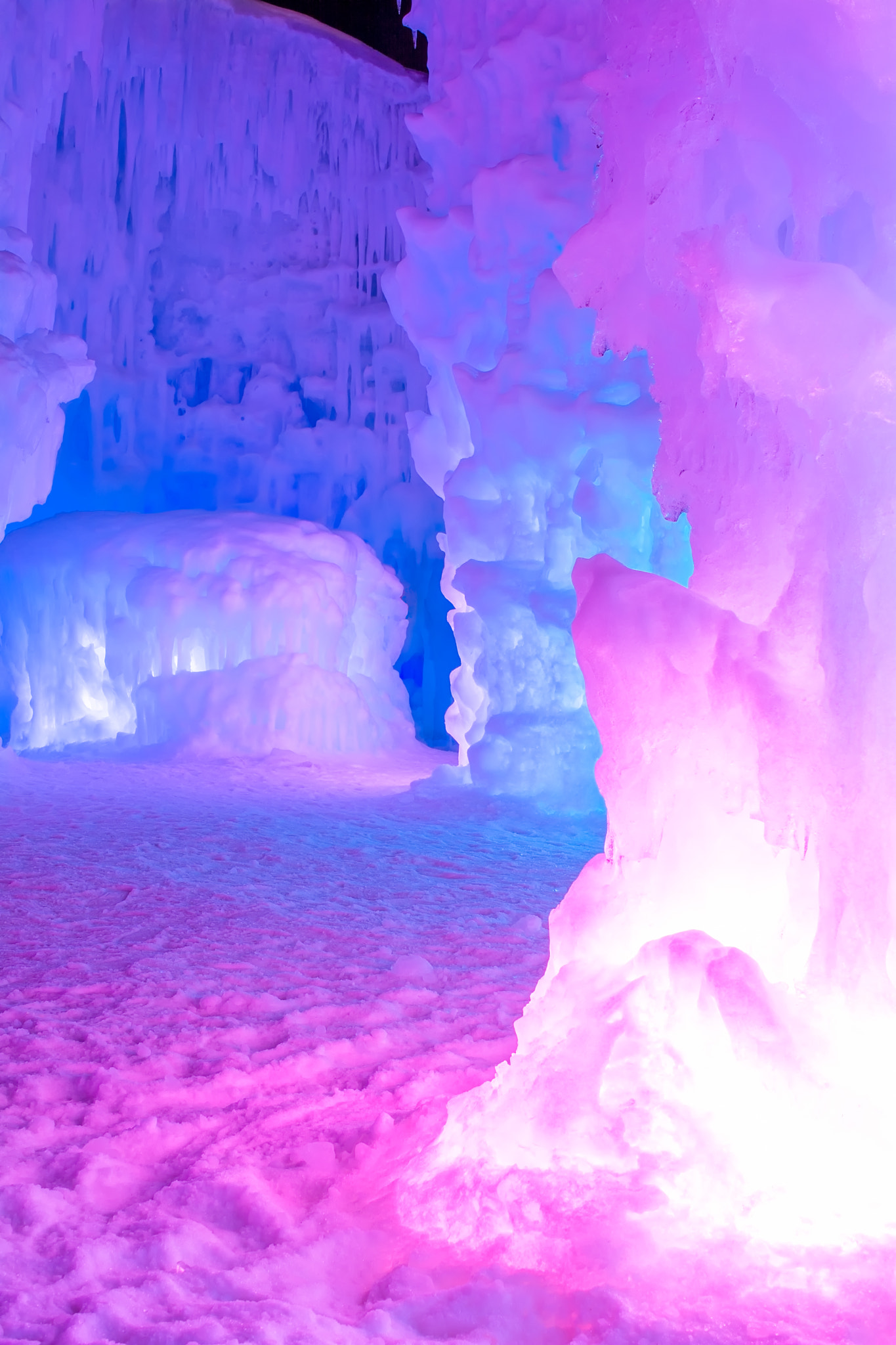 Nikon AF-S DX Micro Nikkor 40mm F2.8 sample photo. Ice castle 2 photography