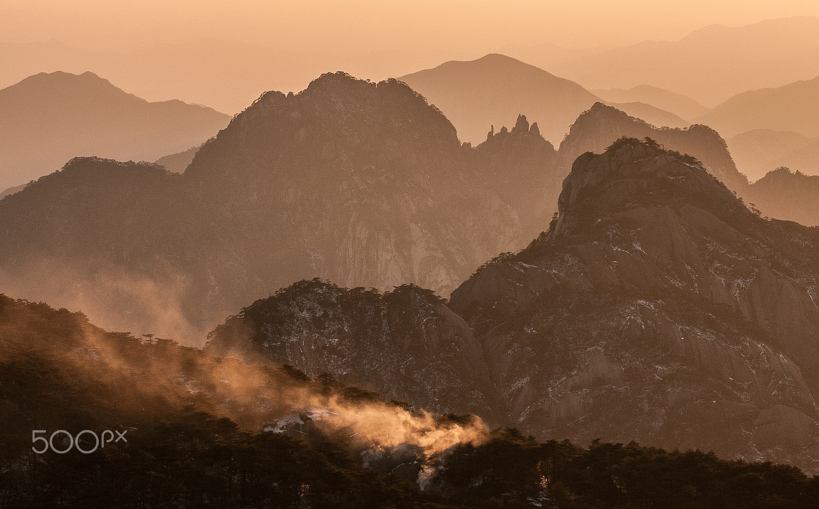 Nikon AF-S Nikkor 70-200mm F2.8G ED VR II sample photo. Mount huang photography