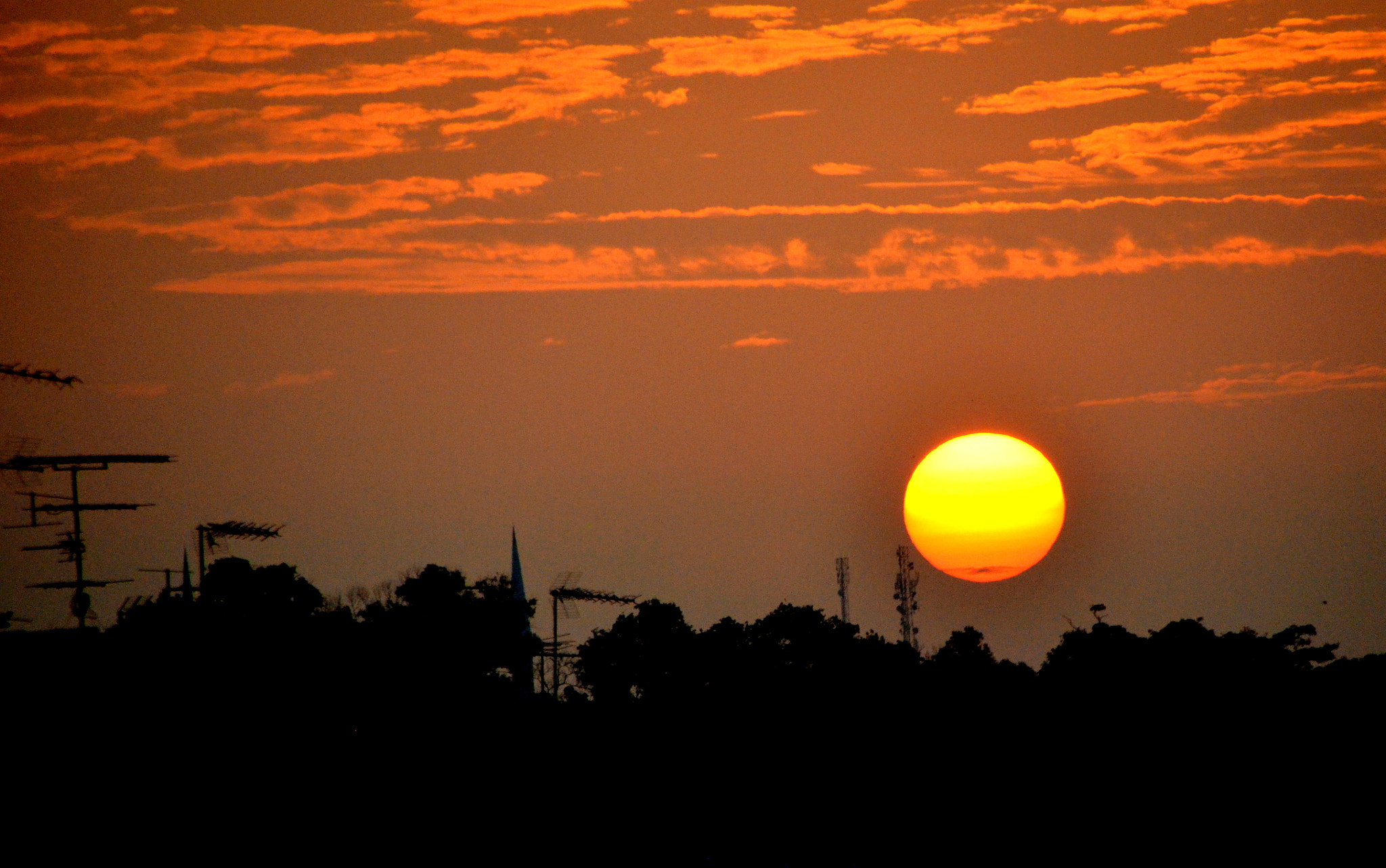 Nikon D5100 + Tamron AF 18-270mm F3.5-6.3 Di II VC LD Aspherical (IF) MACRO sample photo. Sunrise on one fine morning photography