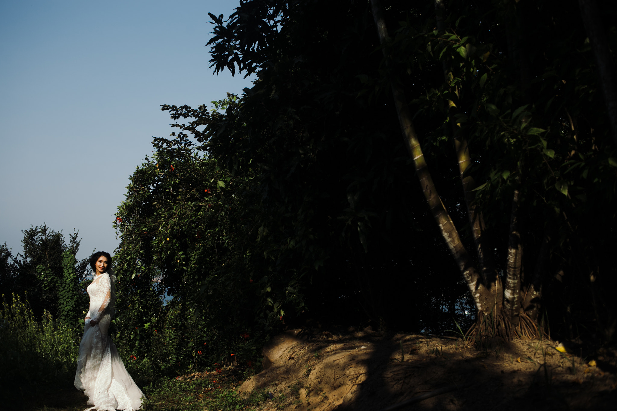Canon EOS 6D + Canon EF 35mm F2 sample photo. Img photography