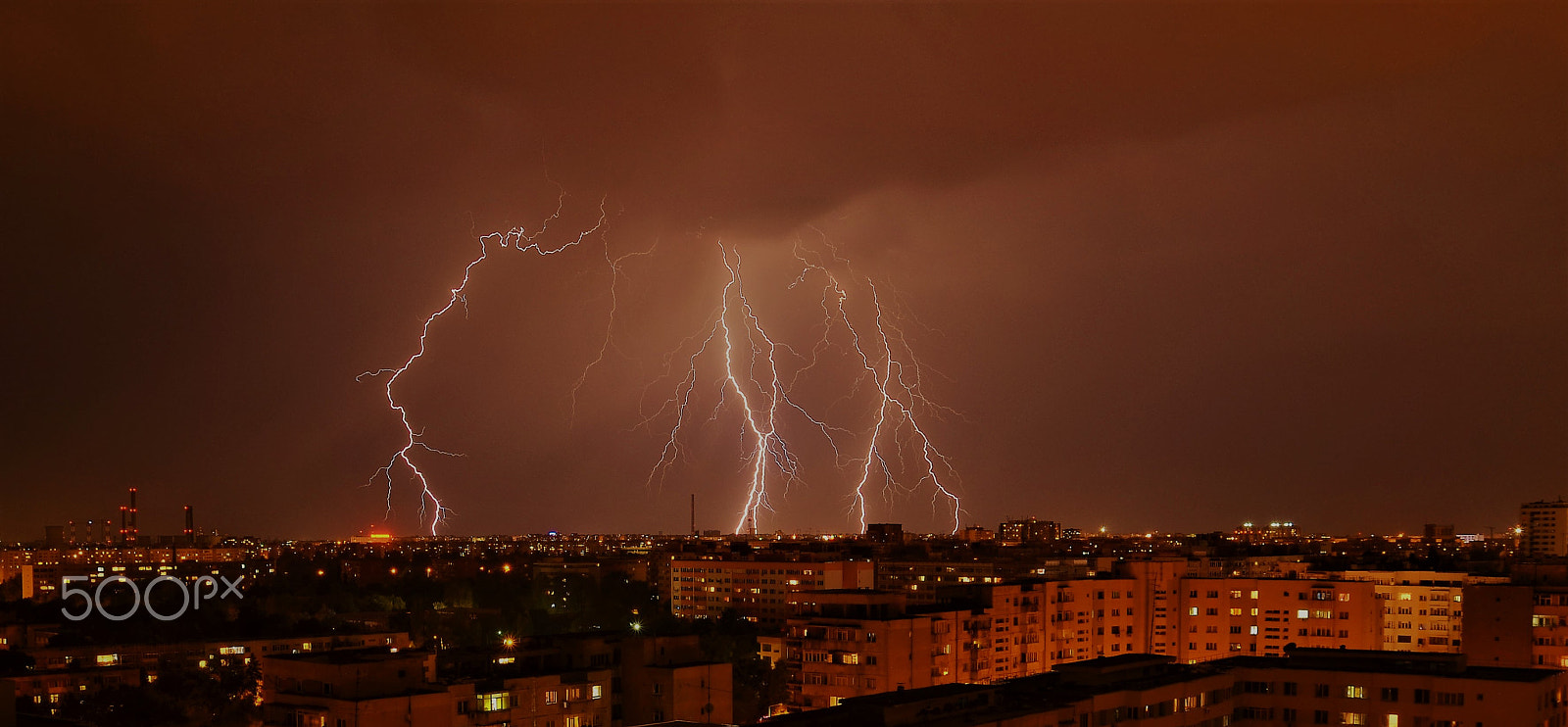 Nikon D5100 sample photo. Lightning storm photography