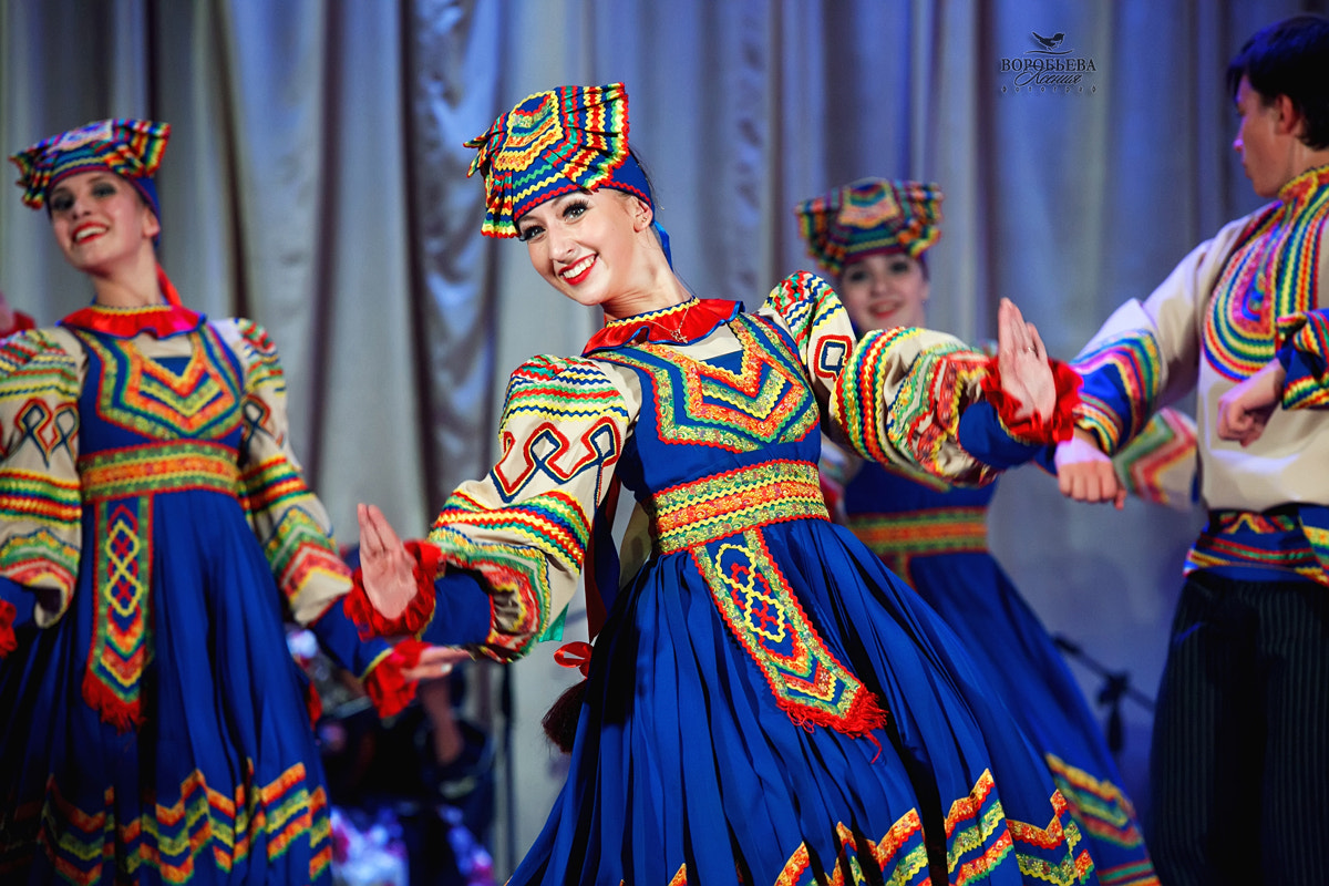 Canon EOS 5D Mark II sample photo. Siberian dancers photography