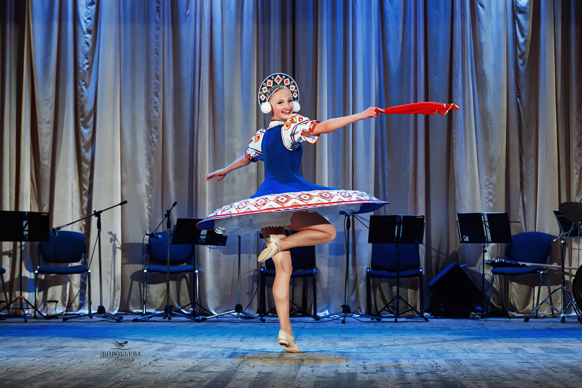 Sigma 70-200mm F2.8 EX DG OS HSM sample photo. Siberian dancers photography