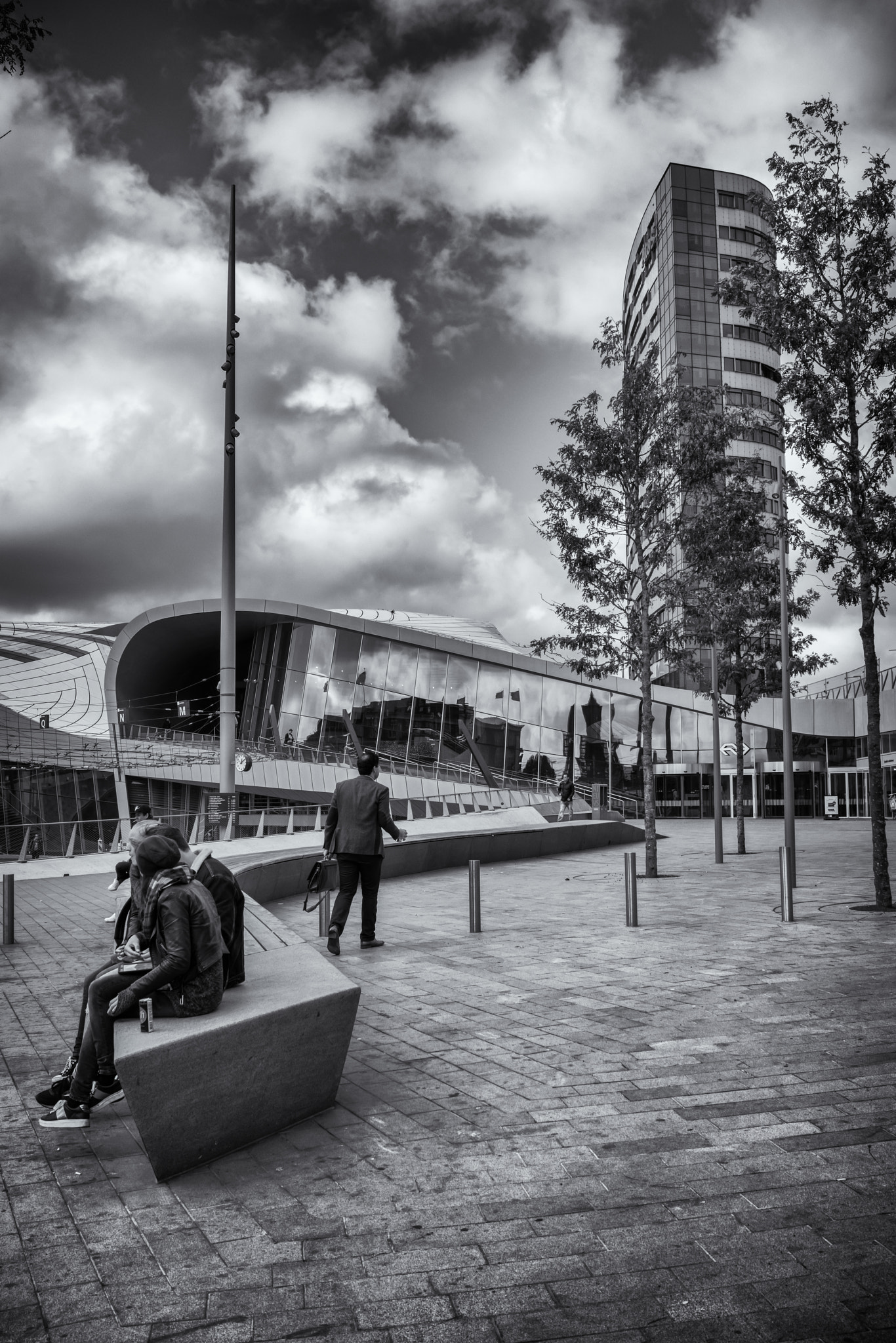 35mm F2.0 sample photo. Dutch architecture photography