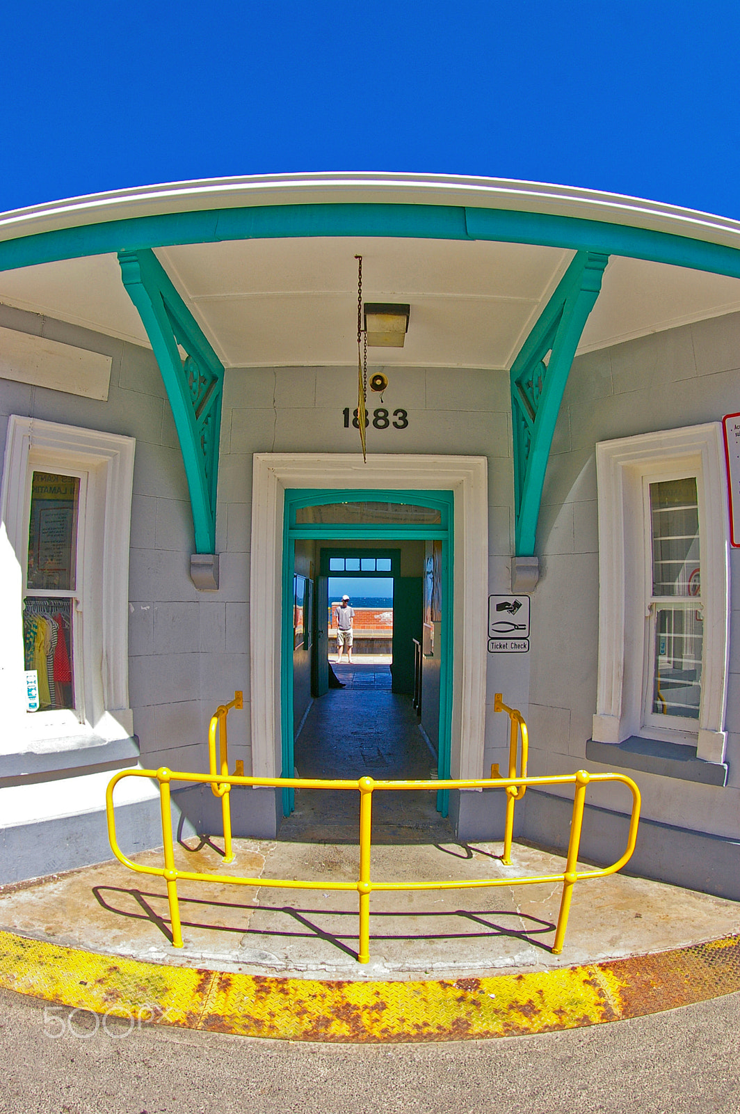 Pentax *ist DL + Pentax smc DA 10-17mm F3.5-4.5 ED (IF) Fisheye sample photo. Kalk bay station photography