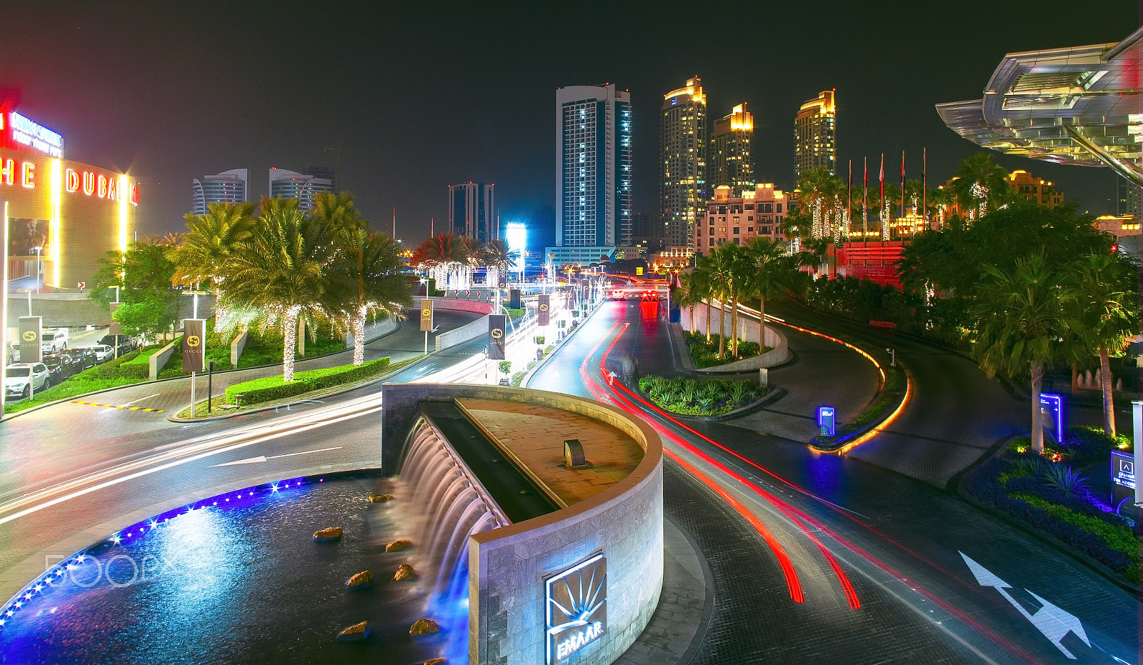 Canon EF 20mm F2.8 USM sample photo. City streets photography