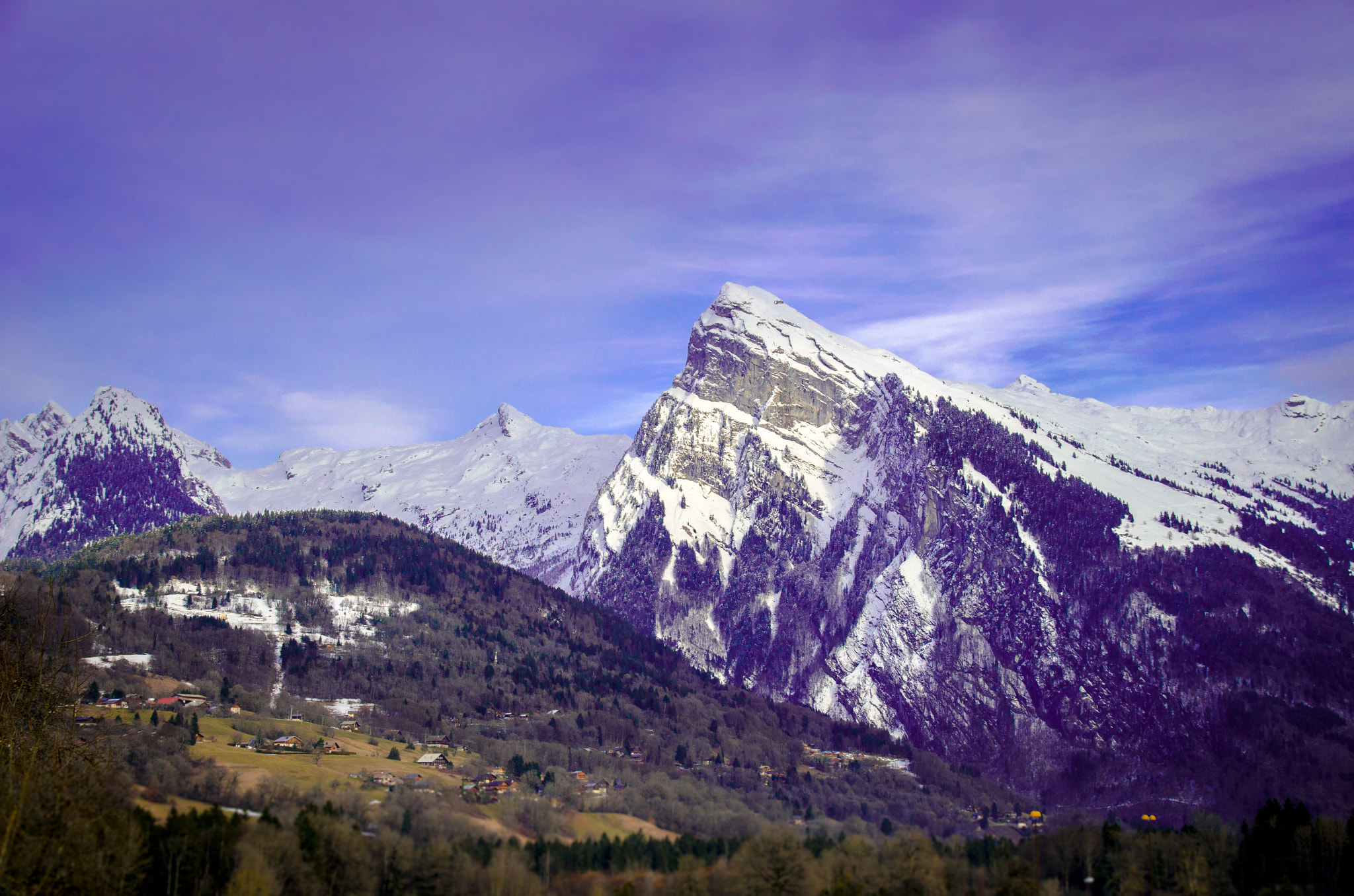 Sigma 18-200mm F3.5-6.3 II DC OS HSM sample photo. Fench winter mountains. samoëns photography